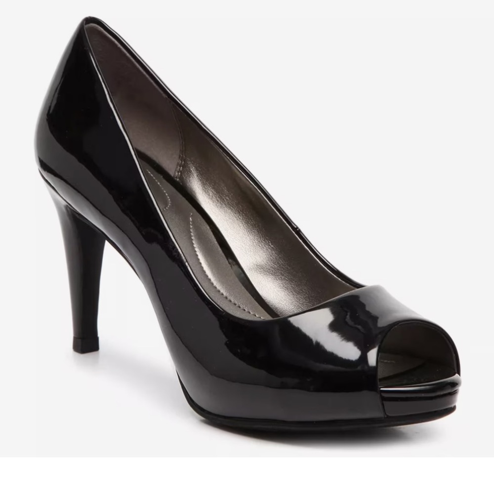 Bandolino Rainaa Glossy Black Patent Peep-Toe Pumps Heels Size 9